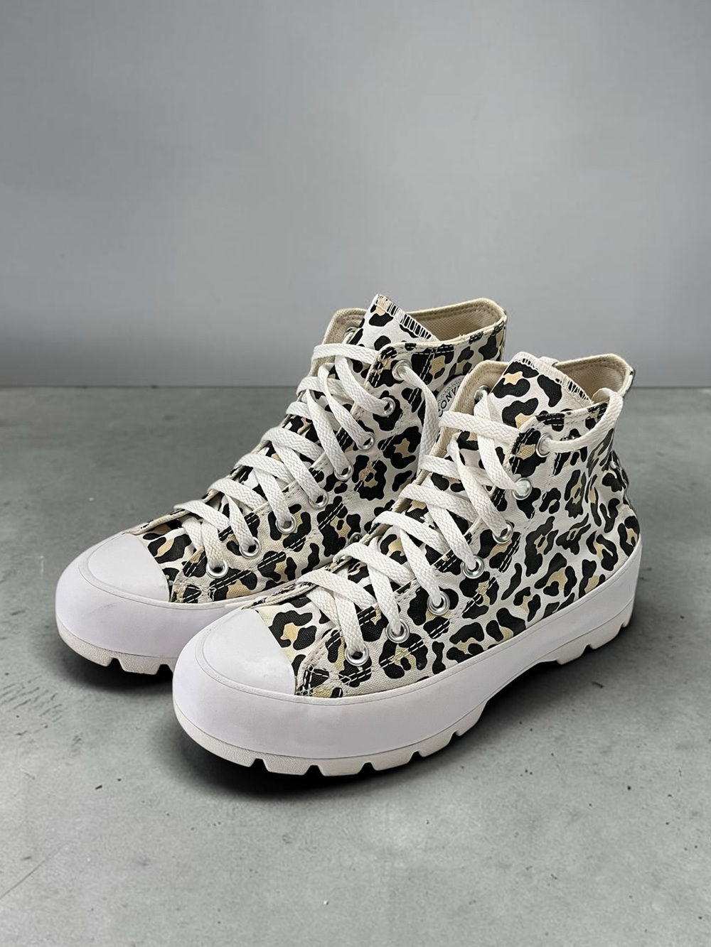 Converse Chuck Taylor All Star Lugged Leopard Platform High Tops Women’s 9